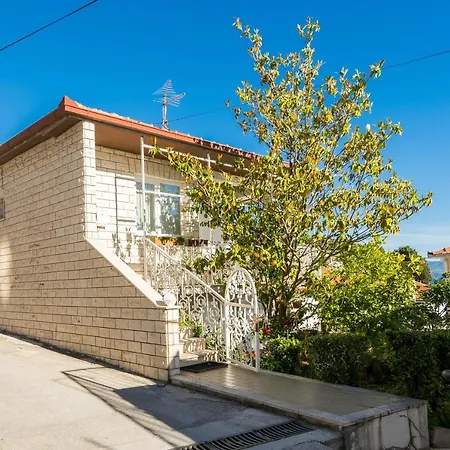 Marija * Jesenice (Split-Dalmatia)